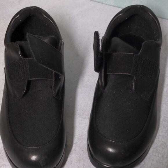 DREW Quest Hook and Loop Adjustable Shoe in Black – Size 10W – EUC - Picture 8 of 14